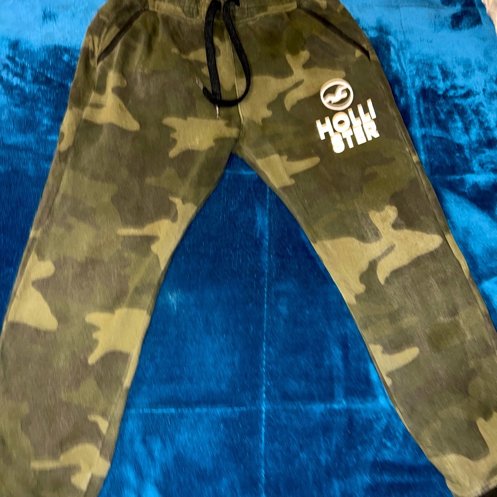 Sweatpants - Picture 6 of 8